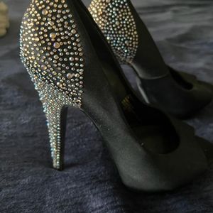 Steve Madden, size 8 , sexy shoes